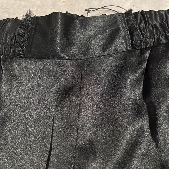 She said joggers - Picture 11 of 15